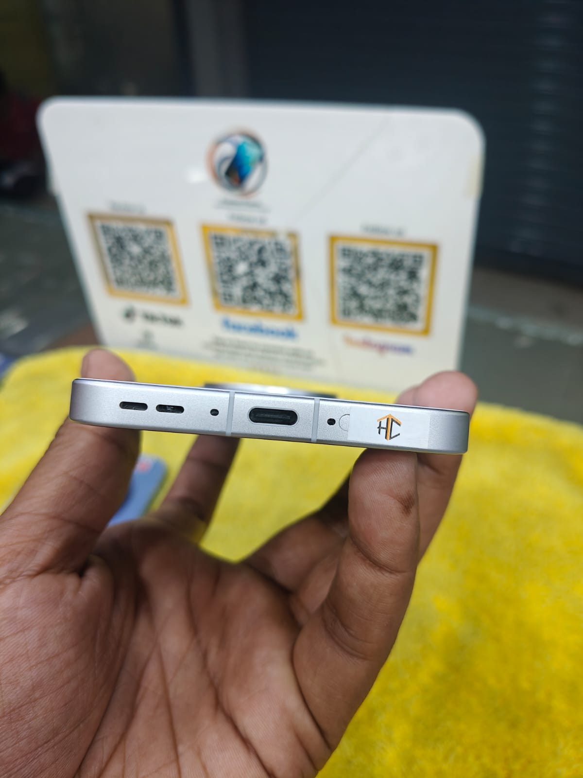 03300777-346a-4ff4-b376-2d82c571a937