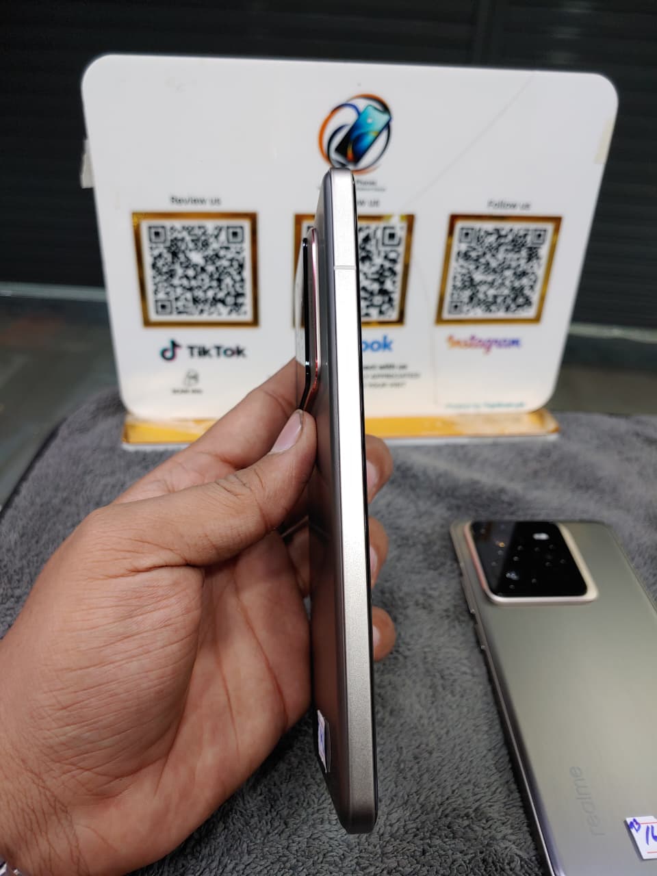 09106141-51d2-442e-82c8-062c5ea6582b