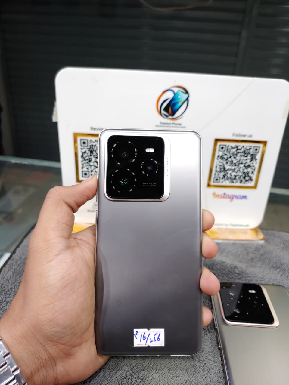 62aca68b-20d6-4ef6-bd81-b8f665025d7b