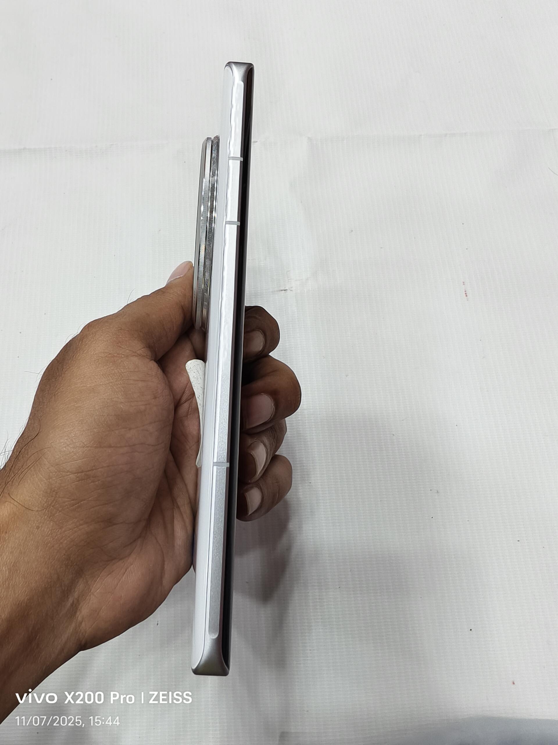 format: 0; filter: 0; fileterIntensity: 0.0; filterMask: 0; captureOrientation: 90;
runfunc: 0; algolist: 0;
multi-frame: 1;
brp_mask:8;
brp_del_th:0.0032,0.0000;
brp_del_sen:0.3000,0.0000;
motionR: 0;
delta:1;
bokeh:1;
module: photo;hw-remosaic: false;touch: (-1.0, -1.0);sceneMode: 2621440;cct_value: 0;AI_Scene: (-1, -1);aec_lux: 213.0;aec_lux_index: 0;albedo: ;confidence: ;motionLevel: 0;weatherinfo: weather?Hazy sunshine, icon:14, weatherInfo:100;temperature: 35;